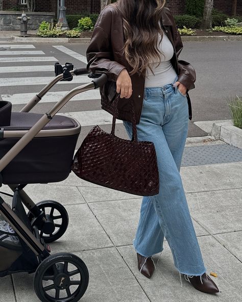 Went for our first cozy stroll around the farmers market this last weekend. Can’t believe we have a 1 week old🤎🍂🐻 Comment “SHOP” for my outfit links🍂 Fall style, fall inspo, fall walks, mom style, brown leather jacket, brown bag, fall fashion inspo, minimal style Mom walk ootd https://liketk.it/4RpjV #ltkstyletip #ltkseasonal #ltkbaby Fall Farmers Market Outfit, Brown Leather Bag Outfit, Style Brown Leather Jacket, Farmers Market Outfit, Mom Ootd, Outfit Links, Leather Jacket Brown, Fall Inspo, Brown Leather Bag