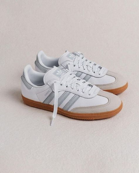 Sole Locale on Instagram: "Adidas Samba OG White Halo Blue Gum Sizes available for pre-order (1-2 WEEKS ETA) 3.5-11.5 men’s 4.5-10 women’s ₱10,495 Send us a direct message for inquiries! *Prices may change without prior notice, and sizes are subject to availability. *Down payment is required to avoid joy reservations or flaking. DISCLAIMER: Sole Locale is not affiliated with the listed brands. All credit goes to the rightful owner of the photos. No copyright infringement is intended. IE0877" Trendy Shoes Winter, Must Have Mens Shoes, Men’s White Shoes, Men’s Trainers, Woman’s Shoes, Clean Girl Shoes, It Girl Shoes, Cool Shoes Women, Women’s Shoes