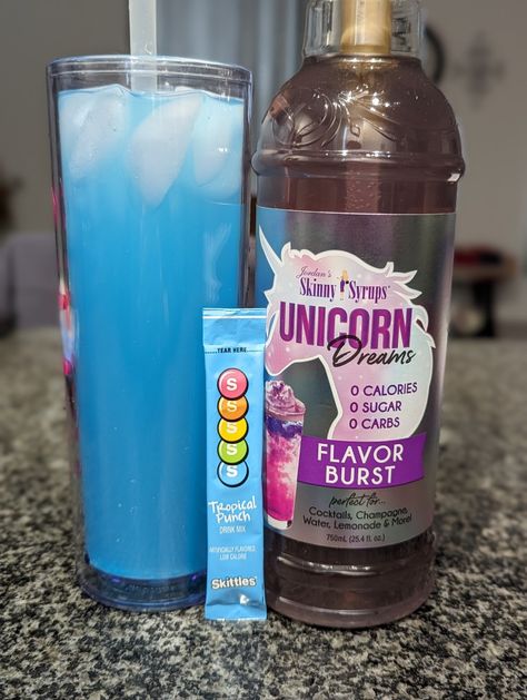 Water Talk Recipes, Unicorn Syrup Water Recipes, Mermaid Syrup Water Recipes, Water Recipes With Unicorn Syrup, Unicorn Water Recipe, Watertok Tiktok Recipes, Unicorn Water, Fancy Water, Flavored Water Drinks