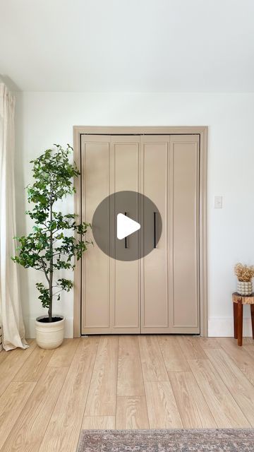 Ashley Elaine Hornberger on Instagram: "DIY ACCORDION DOORS Do you have those outdated accordian doors from the 80’s? With a little trim detail, paint, and some TLC you can make them look new and MODERN! I love how this transformation always turns out! Color: Balanced Beige by @sherwinwilliams The final phase in our guest bedroom makeover is complete - stay tuned for the full reveal! #diydoors #accordiandoors #wood #doormakeover #bedforeandafter #diyblogger #housetohome #modernhome #bedroomcloset #bedroomdecor #bedroommakeover" Diy Acordeon Door, Diy Accordion Doors, Natural Wood Bifold Closet Doors, Painted Accordion Closet Doors, Accordian Closet Doors Replace, Accordian Door, Balanced Beige, Accordion Doors, Guest Bedroom Makeover