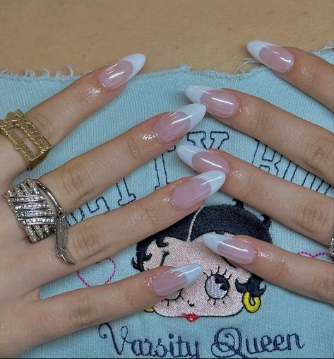 Madi Filipowicz, Classic Nails, New Nails, Almond Acrylic Nails, Nail Jewelry, Silver Nails, Fabulous Nails, Dream Nails, Pretty Acrylic Nails