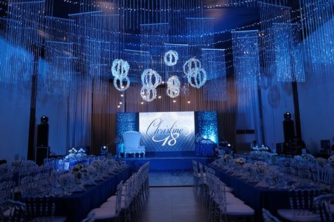 Christine’s A Dreamy Night Under the Stars-Inspired Debut | Party Doll Manila 18th Debut Theme Ideas Color Schemes, Debut Stage Decoration, Debut Backdrop, 18th Debut Theme, 18th Debut Ideas, Debut Decorations, Debut Theme Ideas, Filipino Debut, Debut Themes