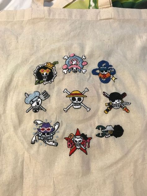 One Piece Anime Embroidery, One Piece Embroidery Design, Anime Embroidery Pattern, Chopper Embroidery, Embroidery Anime Ideas, Anime Embroidery Ideas, Zoro Embroidery, Luffy Embroidery, One Piece Embroidery