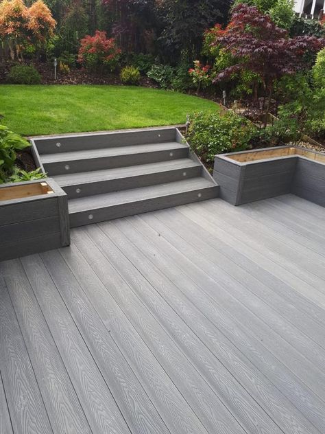 Composite Decking Steps Ideas, Composite Decking Garden, Composite Decking Retaining Wall, Two Tier Garden Ideas, Composite Decking Ideas Garden, Tiered Garden Ideas, Composite Decking Steps, Composite Decking Ideas, Back Garden Landscaping