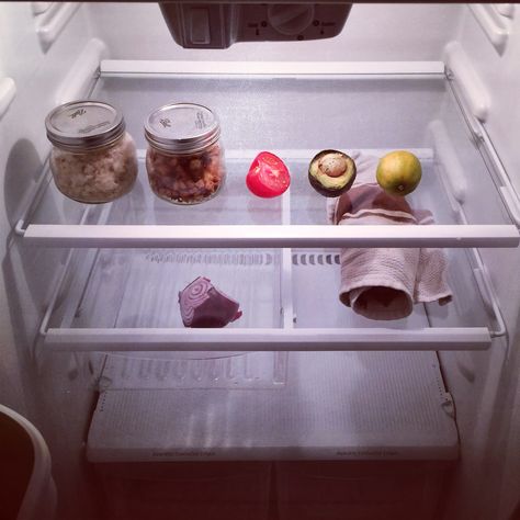 Trash is for Tossers's loves an empty fridge! It prevents food waste and keeps your food fresh! Voluntary Simplicity, Minimalist Kitchen Cabinets, Minimalist Living Room Apartment, Prevent Food Waste, Modern Minimalist Bedroom, Minimalist Kitchen Design, Zero Waste Living, Minimalist House Design, Minimalist Furniture