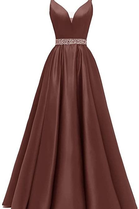 This brown ball gown features V-Neck, sleeveless, A-Line empire waist, maxi floor length, adjustable corset lace up, built-in-bra, fully lined with boned will make you look more elegant and glamourous at the party. Gowns Purple, Empire Waist Maxi, Prom Dress Long, Spaghetti Strap Prom Dress, Plus Size Party Dresses, Corset Lace, Beaded Prom Dress, Pretty Prom Dresses, Vestidos Prom