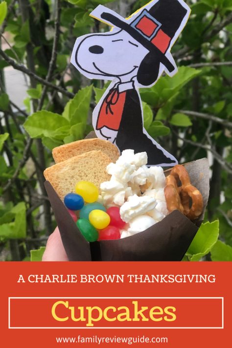 "A Charlie Brown Thanksgiving" Cupcakes! Peanuts Thanksgiving Party, Charlie Brown Thanksgiving Craft, Charlie Brown Thanksgiving Feast, Charlie Brown Thanksgiving Party, Charlie Brown Party, Peanuts Thanksgiving, Thanksgiving Activities Preschool, Thanksgiving Cupcakes, Peanuts Party