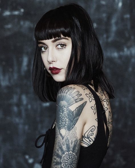 Pinterest: ☼FloridaKiloss☼ Tattoo Sleeve Women, Edgy Tattoo, Hannah Pixie Snowdon, Hannah Snowdon, Hannah Pixie, Goth Gifts, How To Impress, Tattoo Sleeves, Goth Girl