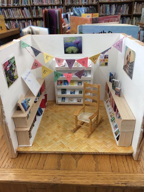 Penelope's Dollhouses: Library Diorama for the Public School Library Classroom Model Project, Diorama Ideas For Kids School Projects, Library Box Ideas, Mini Library Ideas, Diorama Ideas Diy, Mini Library Room, Diorama Library, Classroom Diorama, Shoebox Habitat