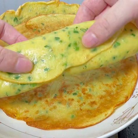 Salmon Head Recipe, Chinese Pancakes, Eggs And Vegetables, Chinese Pancake, Egg Pancakes, Egg Pancake, Cooking Chinese Food, Chinese Egg, Chinese Foods