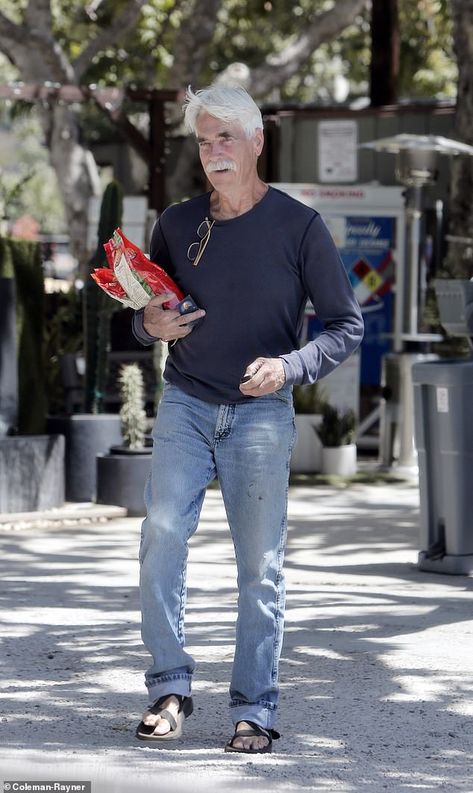 Sam Elliott seen for first time since apologizing for remarks about The Power of the Dog | Daily Mail Online Detective Elliot Stabler, Sam Elliott Roadhouse, Sam Elliott Pictures, The Power Of The Dog, Elliot Erwitt Dogs, Power Of The Dog, Marc Maron, State Of Elliott, Sam Elliot