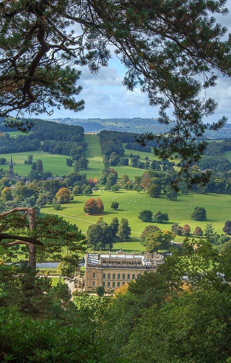 Chatsworth House in Derbyshire, England, seat of the Dukes of Devonshire Chatsworth House Gardens, Derbyshire England, England Countryside, Chatsworth House, Stately Homes, Chateau France, British Countryside, Peak District, Stately Home