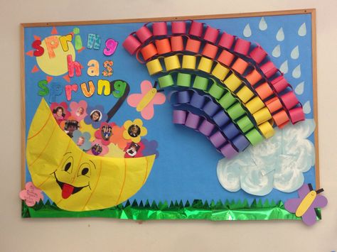 Bulletboard Ideas School, Rainbow Bulletin Board Ideas Preschool, Spring Is In The Air Bulletin Board, Rainbow Bulletin Board Ideas, Spring Bulletin Boards Preschool, Infant Bulletin Board, Garden Bulletin Boards, School Cafeteria Decorations, Rainbow Bulletin Boards