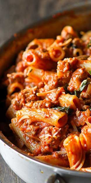 Recipes Using Vodka Pasta Sauce, Pasta Alla Vodka With Sausage, Italian Sausage Pasta Pink Sauce, Sausage Rigatoni Vodka Sauce, Vodka Pasta Recipe With Meat, Creamy Italian Sausage Pasta Tomato Cream Sauces, Vodka Sauce With Sausage, Vodka Sauce Pasta Sausage, Vodka Meat Sauce