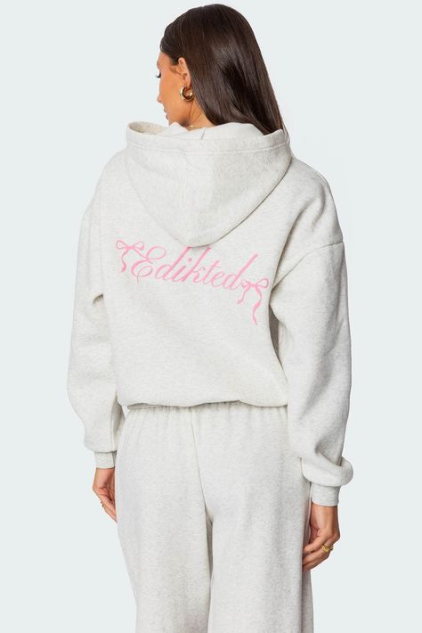 Sasha Bow Detail Hoodie Matching Sweat Set, Cute Sweats, Girly Fits, Sweat Sets, Hoodie Graphic, Trendy Hoodies, Cute Preppy Outfits, Branded Sweatshirts, Preppy Outfits