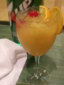 Whiskey Slush Recipe, Whiskey Slush, Brandy Slush, Slush Recipes, Special Drinks, Slushie Recipe, Cocktail Drinks Alcoholic, Lemonade Concentrate, Frozen Lemonade