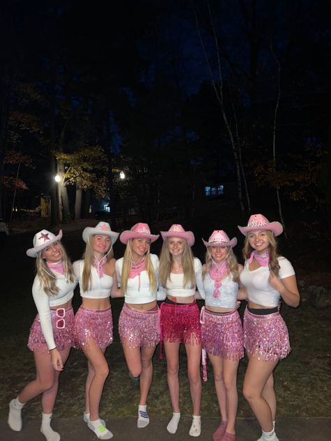 Geek Outfit, Girl Group Halloween Costumes, Cowgirl Halloween Costume, Carnaval Outfit, Kostuum Halloween, Costume Carnaval, Cute Group Halloween Costumes, Halloween Costumes For Teens Girls, Bff Halloween Costumes