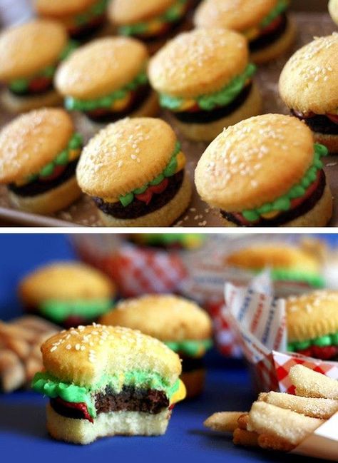 Hamburger cupcakes and sugar cookie fries. Could have red icing as ketchup for dipping the "fries" Would be great for the twins birthday party, served in little take away containers. Illusion Cupcakes, Burger Cupcakes, Hamburger Cupcakes, Amazing Burger, Torte Cupcake, Cupcakes Decorados, Snacks Für Party, Cupcake Cake, Cupcake Recipes