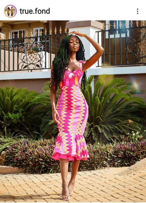 Pink Kente, Ghana Dresses, Nigerian Dress Styles, Graduation Dresses Long, Kente Fabric, Gorgeous Bridesmaid Dresses, Kente Dress, African Prom Dresses, Best African Dresses