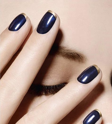 Looking for navy blue nails inspiration? Check out this list of 19+ stunning navy nails and dark blue nails with design ideas. There's navy nails with gold, with glitter, with silver, matte, shiny, short, and long, French tip, almond, coffin, acrylic, and more! These gorgeous dark blue nails are perfect for fall, winter, and spring 2022 and 2023! Blue Gold Nails, Almond Nails Designs Summer, Gold Gel Nails, Blue And Silver Nails, Dark Blue Nails, Navy Nails, Navy Blue Nails, Gel Toe Nails, Blue Acrylic Nails