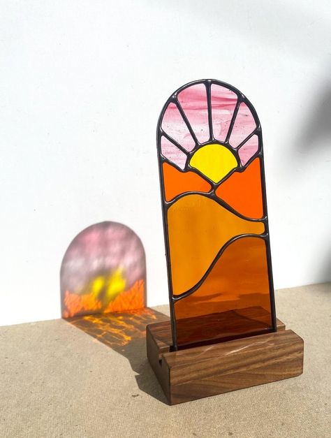 Stained Glass Landscape, Glass Landscape, Clock Making, Stain Glass Window Art, Diy Stained Glass Window, Stained Glass Patterns Free, Glass Window Art, Stained Glass Decor, Stained Glass Diy