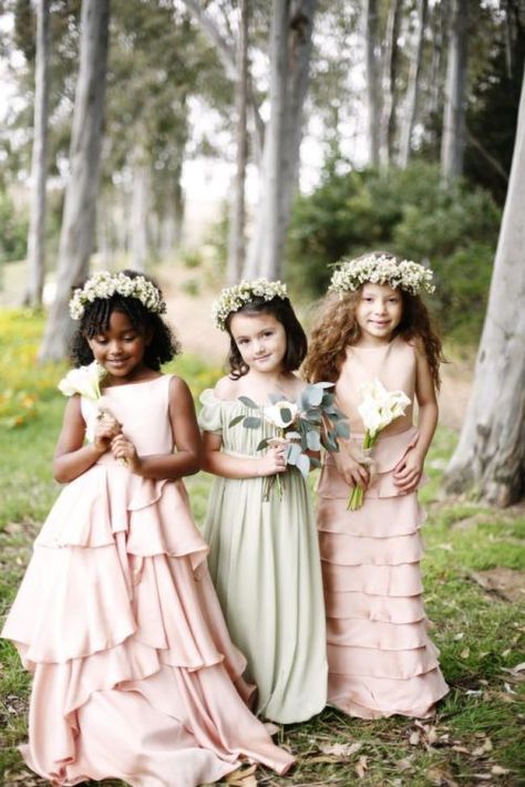 Country Flower Girls, Flower Girl Inspiration, Flower Girl Dresses Country, Flower Girl Gown, Wedding Flower Girl Dresses, Wedding Flower Girl, Bridesmaid Flowers, Wholesale Dress