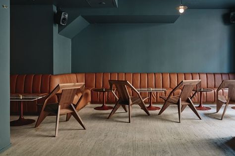 Jackie bar by Studio Joanna Laajisto Boutique Hotel Lobby, 1970s Interior Design, Small Restaurant Design, Tan Leather Sofas, Architecture Restaurant, Luxurious Interior Design, Hotel Lounge, 카페 인테리어 디자인, Disco Music