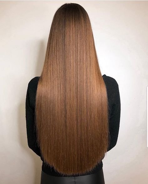 𝐻𝒶𝒾𝓇 𝐹𝑒𝒶𝓉𝓊𝓇𝑒 (@hair.feature) • Instagram photos and videos Layers For Long Hair, The Perfect Haircut, Long Hair Care, Pageant Hair, Grow Long Hair, Awesome Hair, Long Dark Hair, Super Long Hair, Long Layered Hair