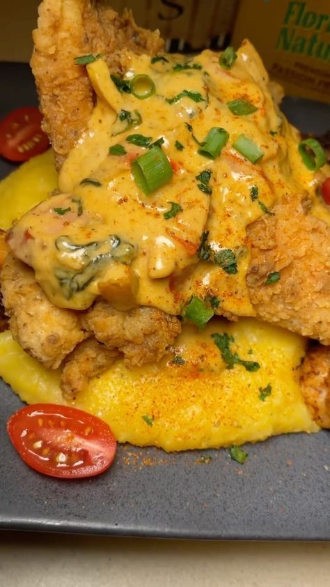 Catfish Sandwich Recipes, Stuffed Fried Catfish Recipes, Fried Catfish And Grits, Catfish Breakfast, Catfish Dinner Ideas Sides, Smothered Catfish, Stuffed Catfish Recipes, Fried Catfish Dinner, Catfish Dinner Ideas