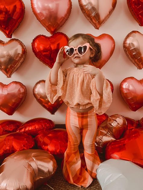 Valentines Baby Photos, حفل توديع العزوبية, Valentine Mini Session, Toddler Pictures, Mini Photo Sessions, Valentine Photo Shoot, Toddler Photoshoot, Valentine Picture, Photography Mini Sessions