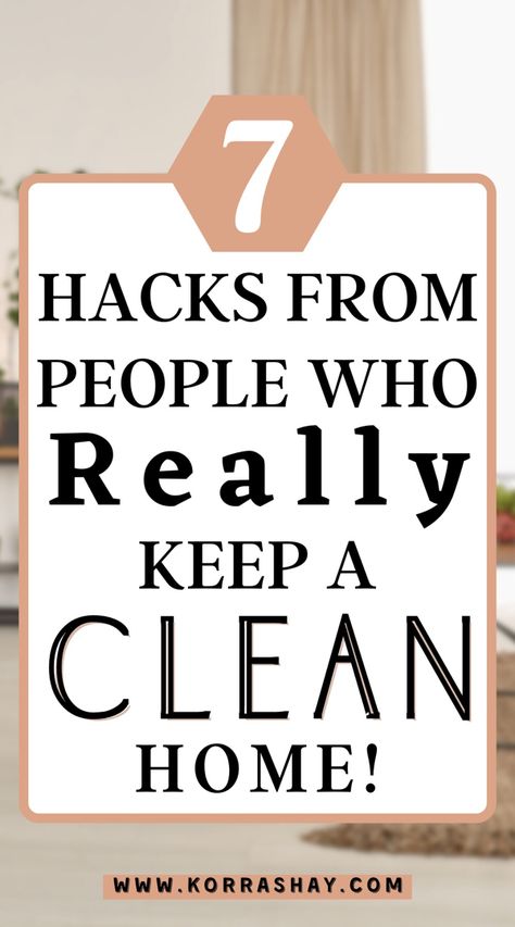 7 hacks from people who really keep a clean house! Want to keep a clean home? Then learn these helpful home cleaning tips! Deep Clean Kitchen, Household Cleaning Schedule, Clean Washer, Easy Cleaning Hacks, Household Cleaning Tips, Up House, Cleaning Checklist, Cleaning Schedule, Home Cleaning