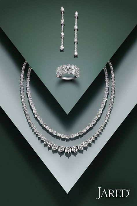 Jewelry Set Luxury, Lab Diamond Necklace, Lab Diamond Ring, Luxury Jewelry Collection, Most Expensive Jewelry, Diamonds Collection, Construction Fails, Jewellery Aesthetic, Expensive Dresses