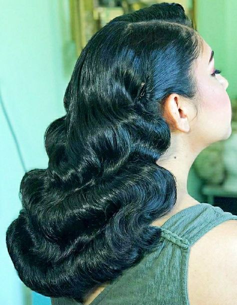 20s Hair Black Women, Vintage Hairstyles On Black Women, 20s Pin Curls, Gilded Glamour Hair, Old Hollywood Pin Curls, 50s Hair Black Women, Vintage Curls With Bangs, Vintage Curls Black Women, Black Vintage Hairstyles