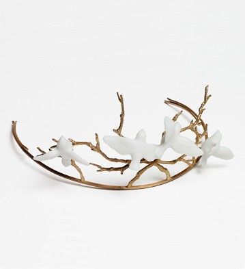 lladró "magic forest" bridal tiara. if only it wasn't ceramic... Forest Crown, Lladro Porcelain, Magic Forest, Hair Adornments, Crown Jewels, Bridal Tiara, The Design Files, All That Glitters, Tiaras And Crowns