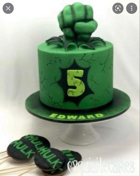 Hulk Theme Party, Hulk Smash Cake, Hulk Birthday Cakes, Bolo Hot Wheels, Hulk Birthday Parties, Hulk Party, Small Birthday Parties, Chewy Gingerbread Cookies, Hulk Birthday