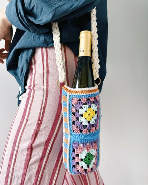 “Color is a power which directly influences the soul.” - Wassily Kandinsky. It’s now available on my Etsy shop. Made with love and lots of yarn. 🧶 #HandmadeBag #CrochetAddict #BohoVibes #Fashionista #AccessoryGoals #Crafty #HandmadeStyle #CrochetCommunity #BohemianStyle #EthicalShopping #HandmadeWithLove #ColorfulFashion #CrochetInspiration #ShopHandmade #SupportSmallBusiness #ArtisanMade #OneOfAKind #HandmadeWithLove #CrochetBag #EtsyShop #UniqueAccessories #WineLover Granny Square Cross Body Bag, Crochet Phone Purse, Granny Square Crossbody Bag, Crossbody Bag Crochet, Square Crossbody Bag, Granny Square Bag, Thread & Yarn, Crochet Granny Square, Crochet Inspiration