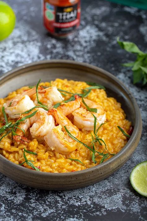 Fish With Risotto, Saffron Risotto With Shrimp, Thai Risotto, Asian Risotto, Prawn Dinner, Lobster Rice, Thai Fusion Food, Curry Risotto, Risotto With Shrimp