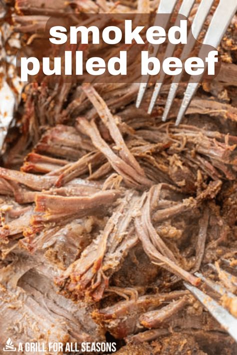 Smoked Pulled Beef, Chuck Roast In Oven, Beef Manhattan, Cooking With Bourbon, Smoker Designs, Smoked Chuck Roast, Pulled Beef, Smoker Grill, Smoked Food