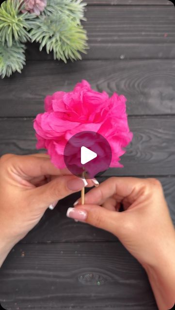 Origami Studio DIY 💥 Paper Craft Tutorials on Instagram: "How to make Easy Tissue Paper Flowers  DIY Paper Craft Tutorial #craft #easycrafts #tutorial #diy #fyp #fypシ" Tissue Paper Flowers Diy Easy, Flower From Tissue Paper, Homemade Paper Flowers, Mexican Tissue Paper Flowers, Easy Tissue Paper Flowers, Making Tissue Paper Flowers, Diy Tissue Paper Flowers, Tissue Paper Flowers Easy, Steve Kazee