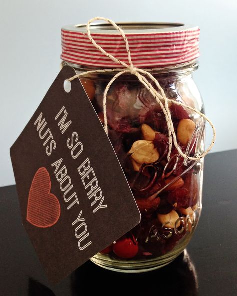 valentine trail mix | mason jar snacks Jar Snacks, Mason Jar Snacks, Baby Shower Gift Ideas, Easy Toddler Activities, Vday Gifts, Shower Gift Ideas, Market Ideas, Jar Ideas, Love Day