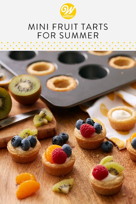 Mini Fruit Tarts, Cakes Fondant, Saturday Morning Breakfast, Fruit Tart Recipe, Fruit Tarts, Tart Filling, Dessert Bites, Summer Baking, Buttercream Cakes