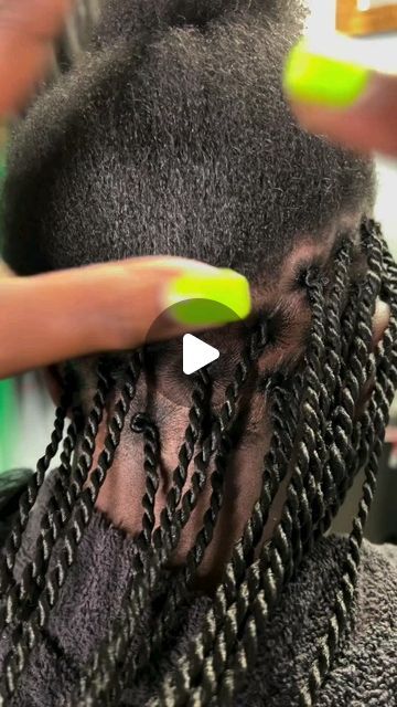 Top African Hairstyles on Instagram: "How to Rope twist on Natural hair 🔥🔥
@exclusive_braidz
#ropetwist
.
.
Hairstylist @exclusive_braidz" Rope Twist With Curly Ends, 2 Strand Twist Styles Natural, 2 Strand Twist Styles, Twist On Natural Hair, Natural Hair Twists, Twist Styles, Rope Twist, African Hairstyles, Twist Hairstyles