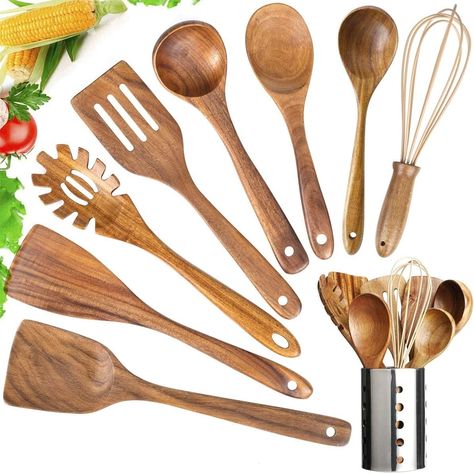 Wooden utensils set