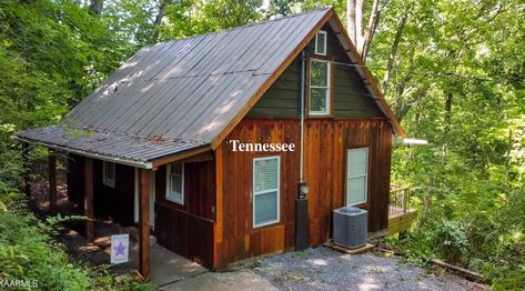 Circa 1978 Cabin For Sale in Knoxville, TN $95K - Old Houses Under $100K Mount Of Olives, Hvac Installation, Cabins For Sale, Old Houses For Sale, Private Deck, Tin Roof, Winding Road, Knoxville Tn, The Balcony