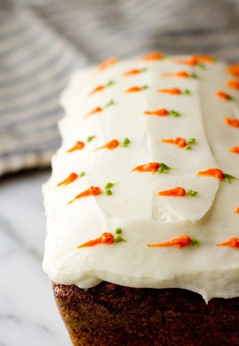 Carrot Loaf Cake Snacks Til Fest, Carrot Loaf, Carrot Cake Loaf, Cake Easter, Cake Loaf, Pastel Cupcakes, Easter Baking, Dessert Bar, Loaf Cake