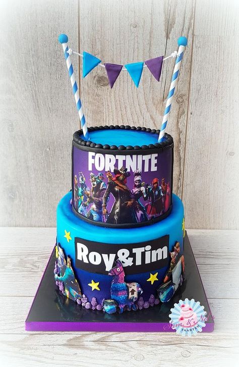 Fortnite Two Tier Cake, Fortnight Cake Ideas, Fortnight Birthday Cake, Fortnight Cakes For Boys, Fortnite Birthday Party Ideas Cake, Fortnite Birthday Cakes, Fortnite Cake For Boys, Fortnight Cake, Fortnite Birthday Cake