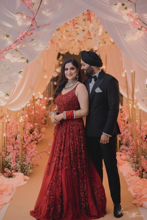 Beauteous gown matched up with light jewellery. #bride #groom #bridegroom #couplegoals #receptionoutfit #gown #receptiongown #shaadisaga #indianwedding #weddinginspo #romances #indiancouples #marriedcouples Wedding Reception Gowns For Bride, Indian Wedding Reception Gowns, Reception Gown For Bride, Engagement Dress For Groom, Indian Wedding Reception Outfits, Wedding Reception Gowns, Engagement Dress For Bride, Bride Reception Dresses, Wedding Reception Outfit