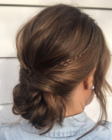 Textured Chignon Updo with Braided Elements Messy Chignon, Wedding Hairstyles Medium Length, Easy Updo Hairstyles, Up Dos For Medium Hair, Updos For Medium Length Hair, Low Bun, Natural Hair Updo, Penteado Cabelo Curto, Trending Hairstyles