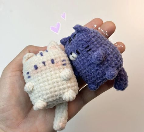 cute girly crocheting crochet, crochetlove, handmade, yarn, crocheted crochetinspo pets cats amigurumilove Crochet Kawaii Amigurumi, Crocheted Animals, Cosas Aesthetic, Crochet Fairy, Easy Crochet Animals, Crochet Mignon, Crochet Keychain Pattern, Pola Amigurumi, Pola Kartu