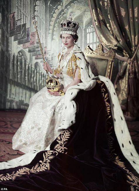 Her Majesty, 94, made the admission minutes before attending her 1953 coronation (above), ... Queen Elizabeth Photos, Coronation Gown, Queen's Coronation, The Queen Of England, Imperial State Crown, Coronation Dress, Rainha Elizabeth Ii, Reine Elizabeth, Reina Isabel Ii